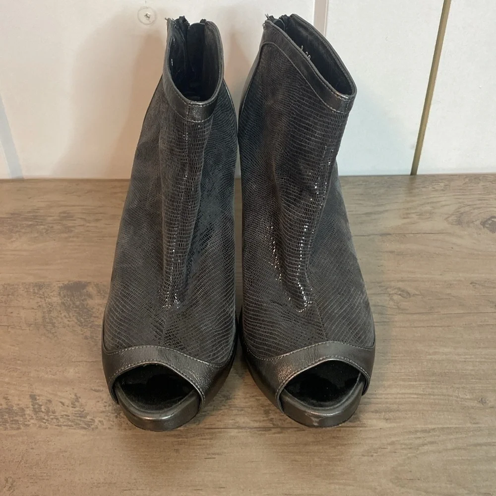 Amalfi by Rangoni | Elegant Dark Pewter Peep-Toe Heels - Zip up - 8 - Italy - Picture 6 of 8